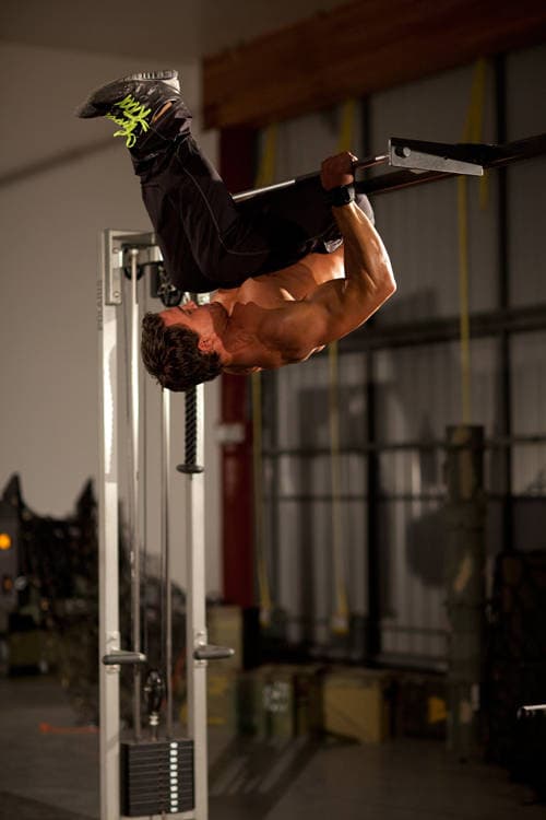 Bodyweight Mid Row, position 2 of 2