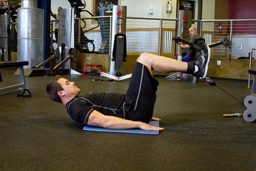 Cable Reverse Crunch, position 2 of 2