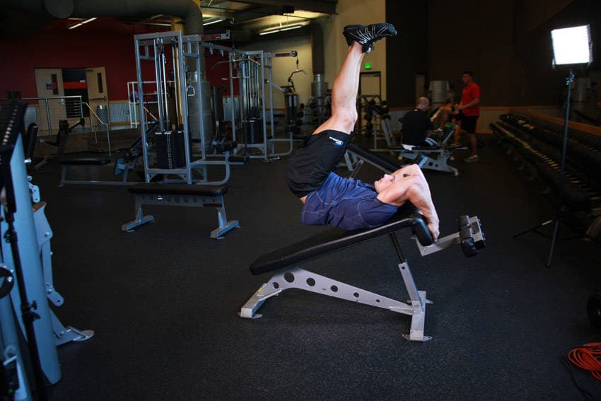 Decline Reverse Crunch, position 2 of 2