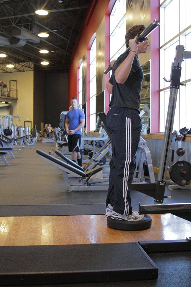Elevated Back Lunge, position 1 of 2