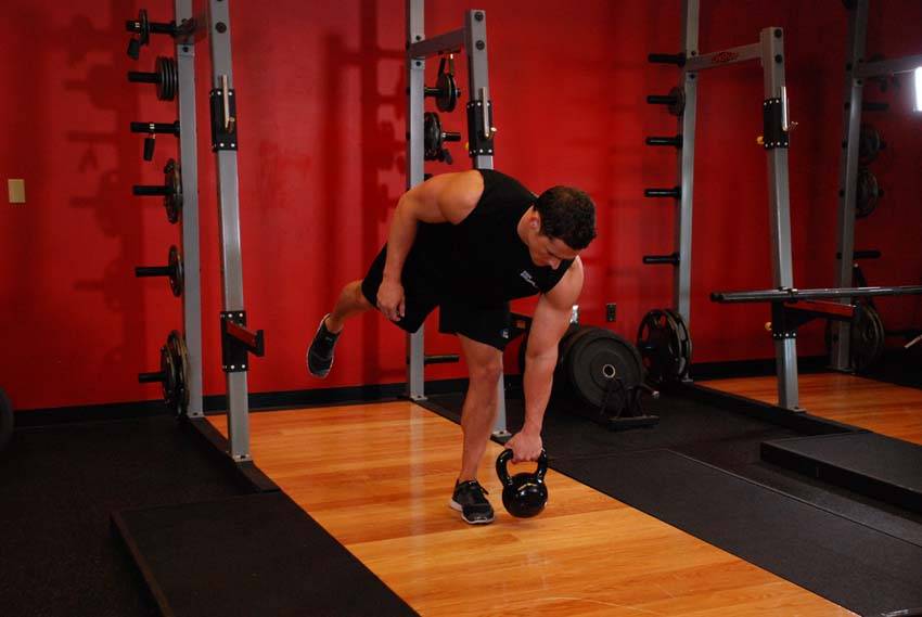 Kettlebell One-Legged Deadlift, position 2 of 2