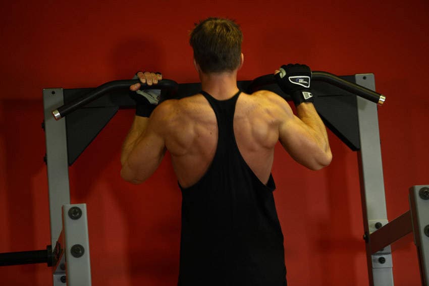 Mixed Grip Chin, position 2 of 2