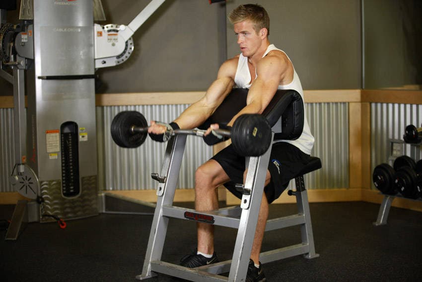 Preacher Curl, position 1 of 2