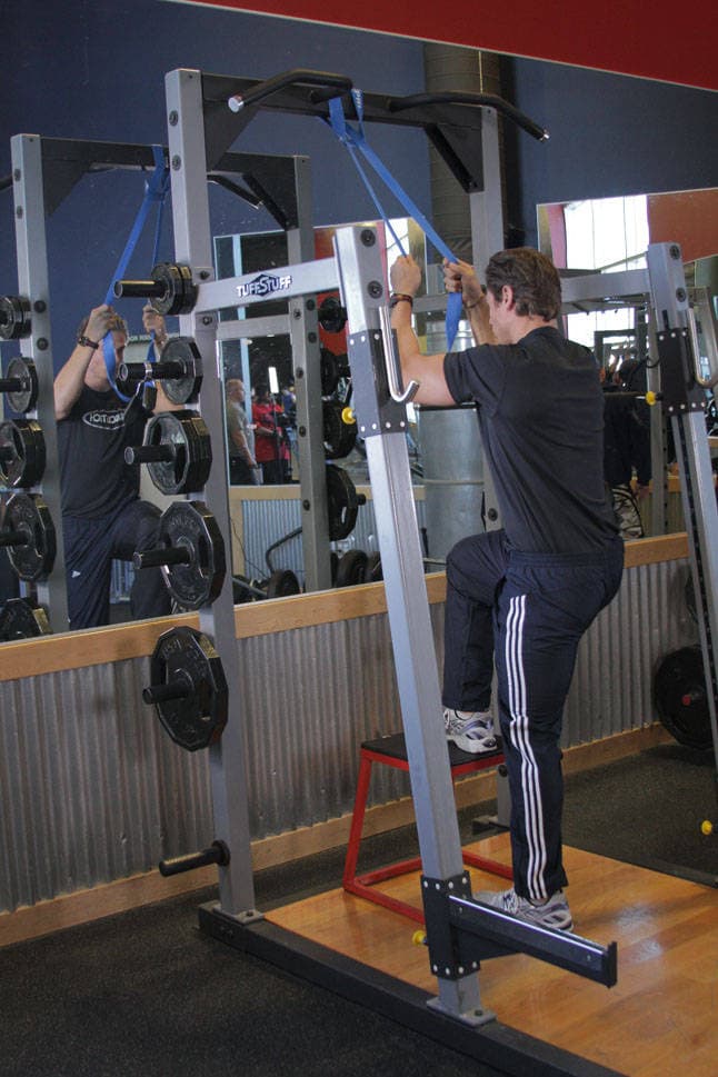 Single-Leg High Box Squat, position 2 of 2