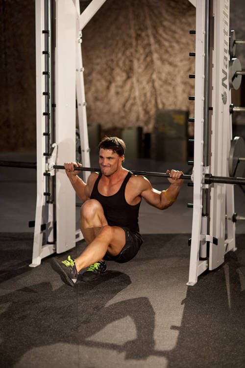 Smith Machine Pistol Squat, position 2 of 2