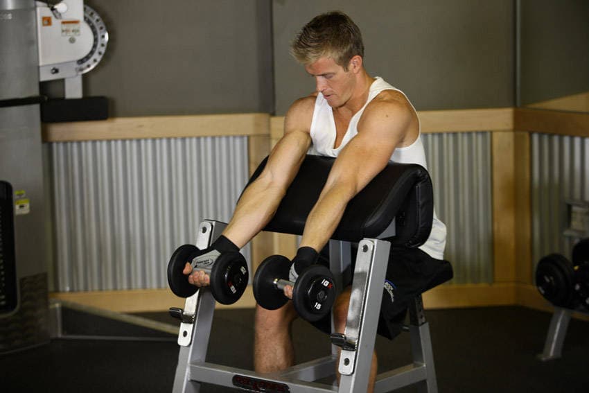 Zottman Preacher Curl, position 1 of 2